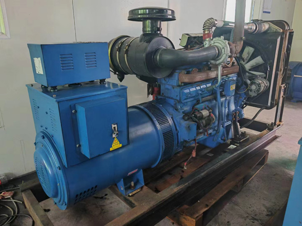 阿勒泰100kW柴油发电机组使用多级机油有哪些优缺点？